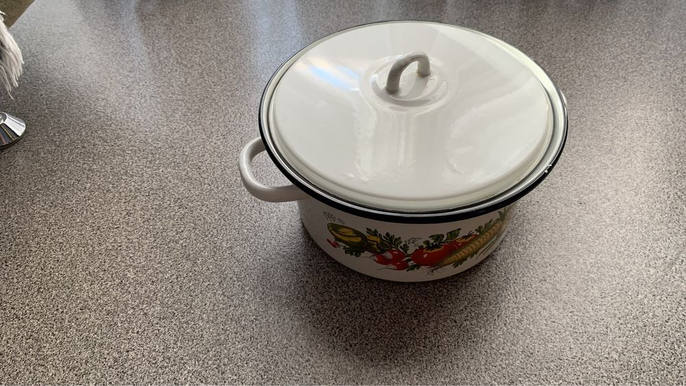 Емальований  посуд