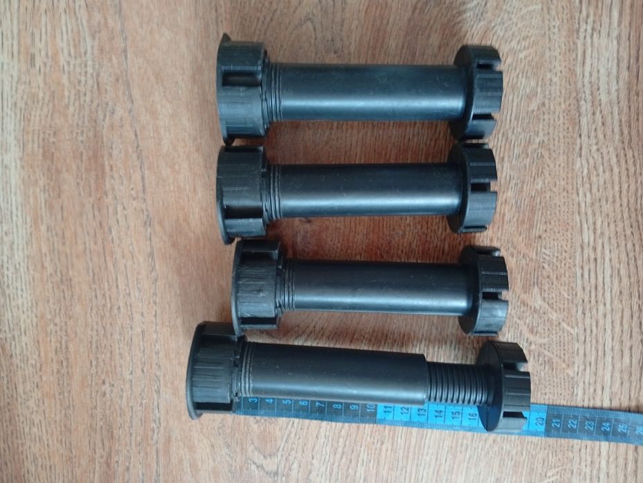 Nóżki meblowe 13-17 cm