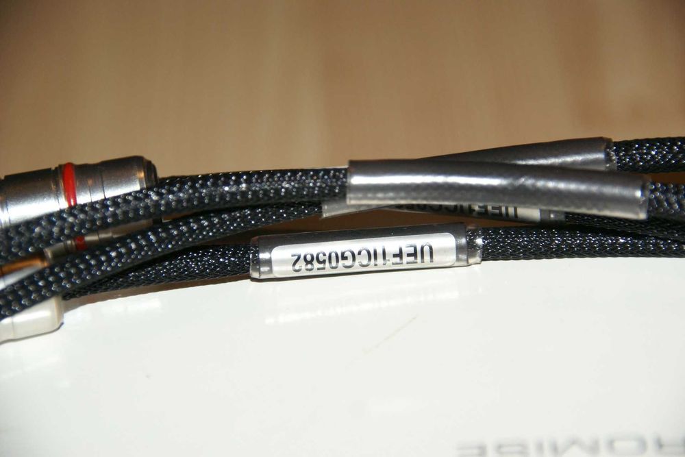 Interkonekt Synergistic Research Atmosphere lev1 RCA. 1 metr