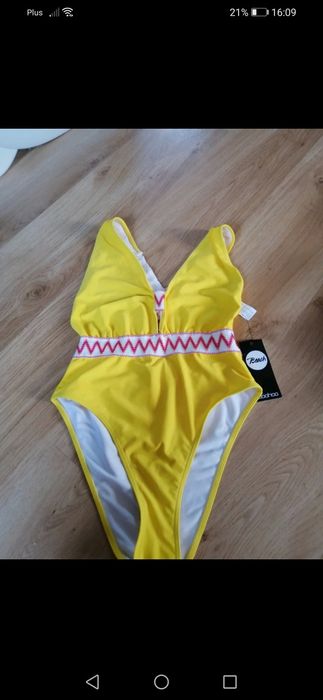 Strój kąpielowy żółty