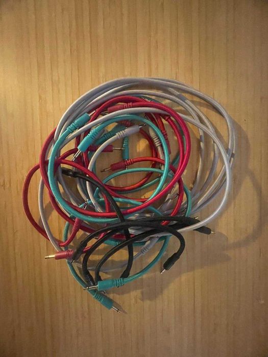 cabos Eurorack, Mutable Instruments / Stackables
