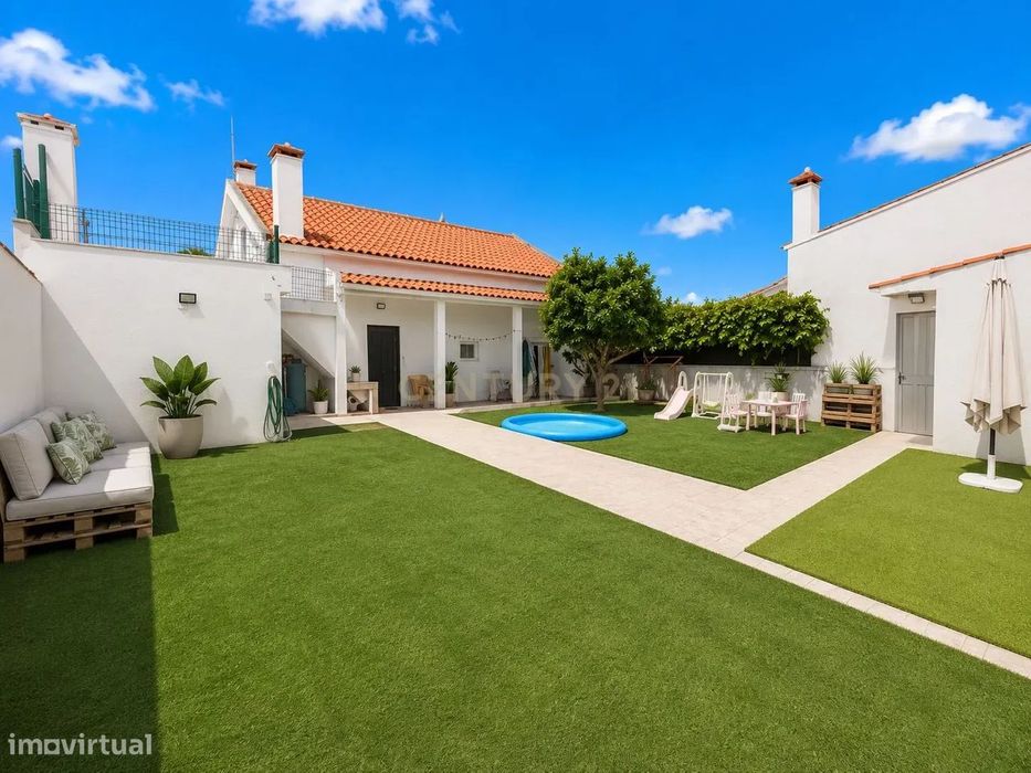 ✨ Moradia Isolada T2+1 com Excelente Espaço Exterior e Potencial de Am
