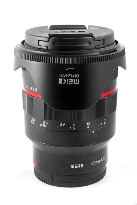 Об'єктив Meike MF 50mm f/1.2 байонет Sony FE