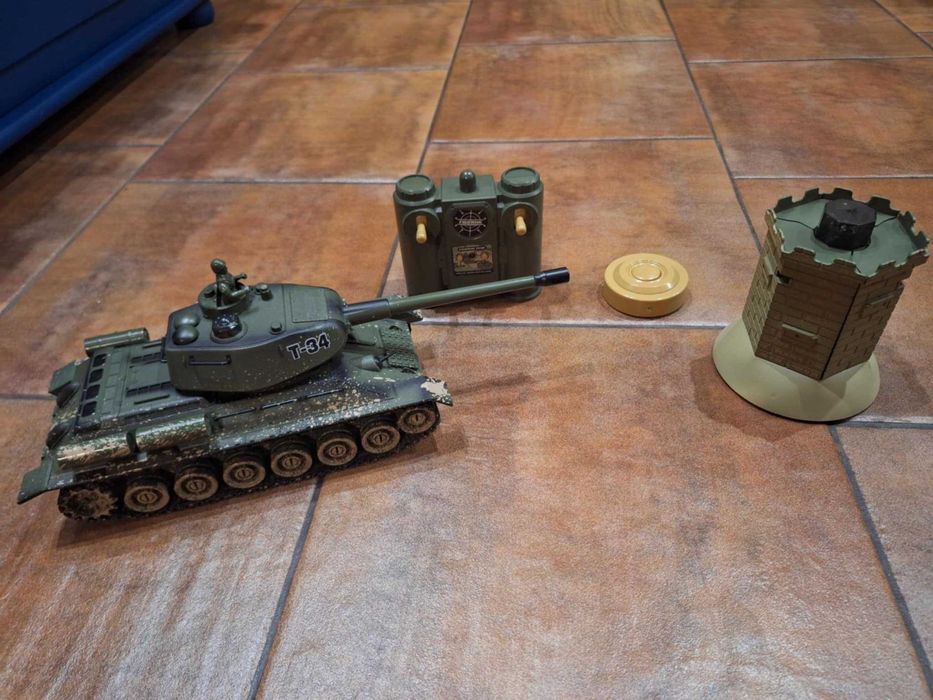 Zdalnie sterowany czołg T-34 w zestawie do walki z bunkrem od Ramiz
