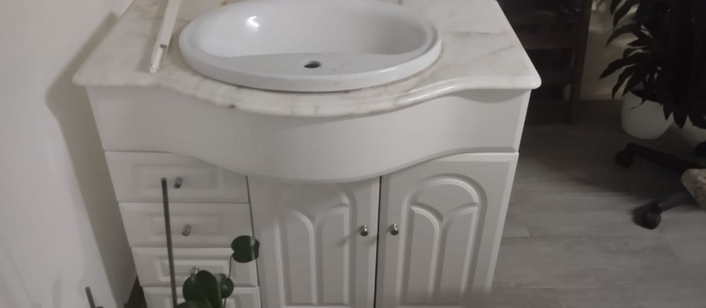 Móvel de WC com espelho