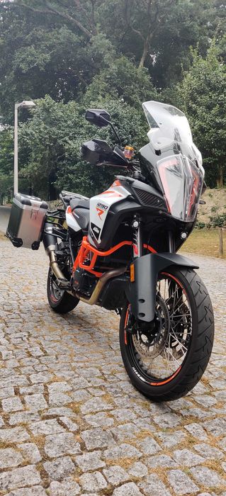 KTM 1290 em estado irrepreensível!