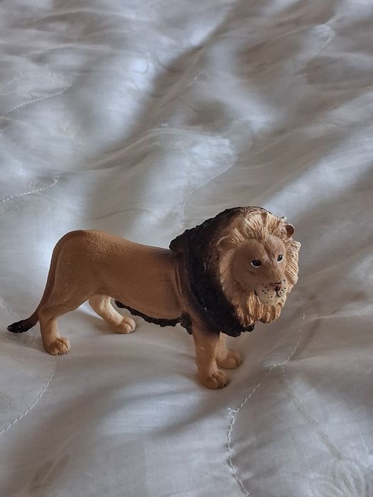 Іграшки фірми  Schleich різні