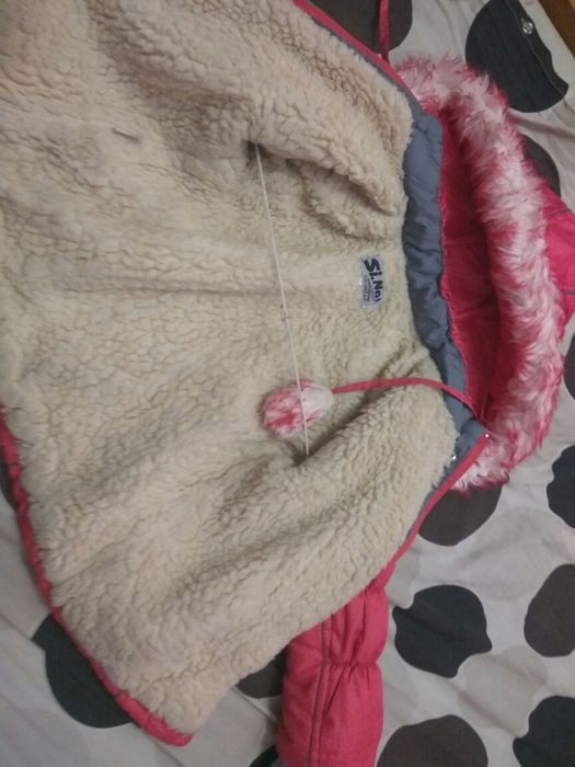 Дуже класний комбінезон для дівчинки 4-6 років на овчині дуже теплий