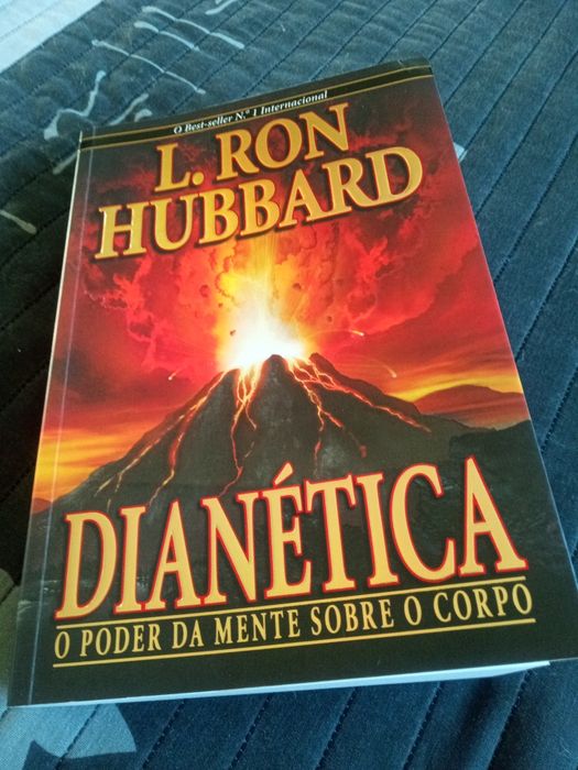 Livro Dianética - L. R. Hubbard