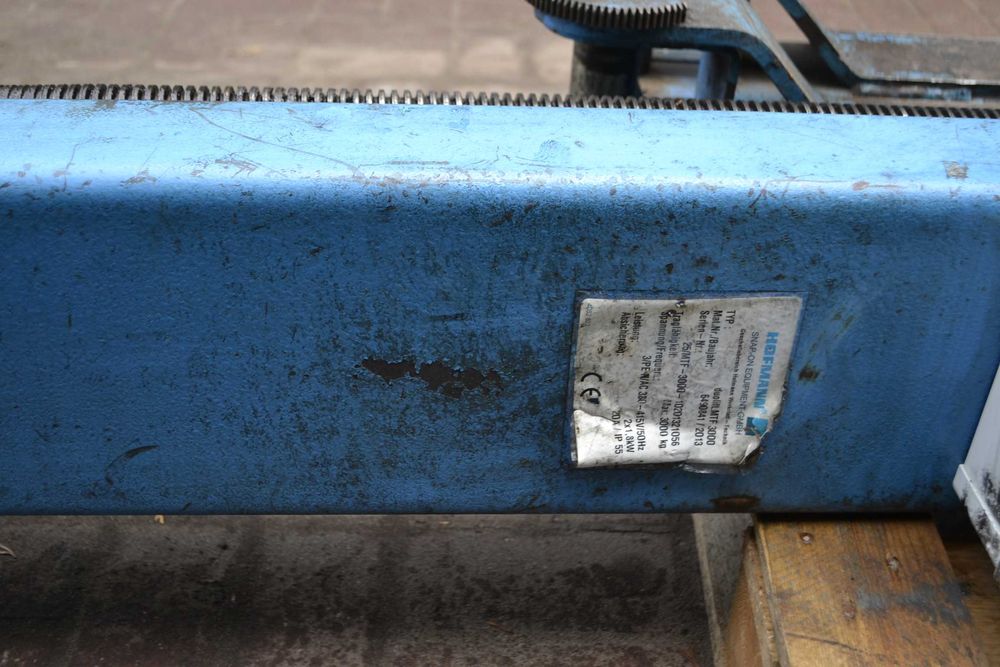 Podnośnik dwukolumnowy Hofmann 3T-14r,wolny przejazd,śrubowy,LOOKNIJ !