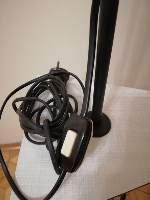 lampa-prl-metalowa-pod-ogowa-ze-stolikiem-i-p-k-krak-w-bronowice-olx-pl