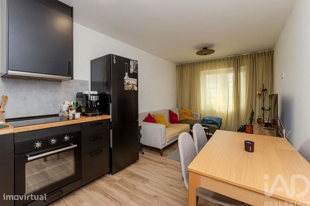 Apartamento T2 em São Sebastião