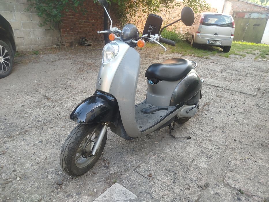 Скутер з документами Honda Crea Scoopy 50 4t