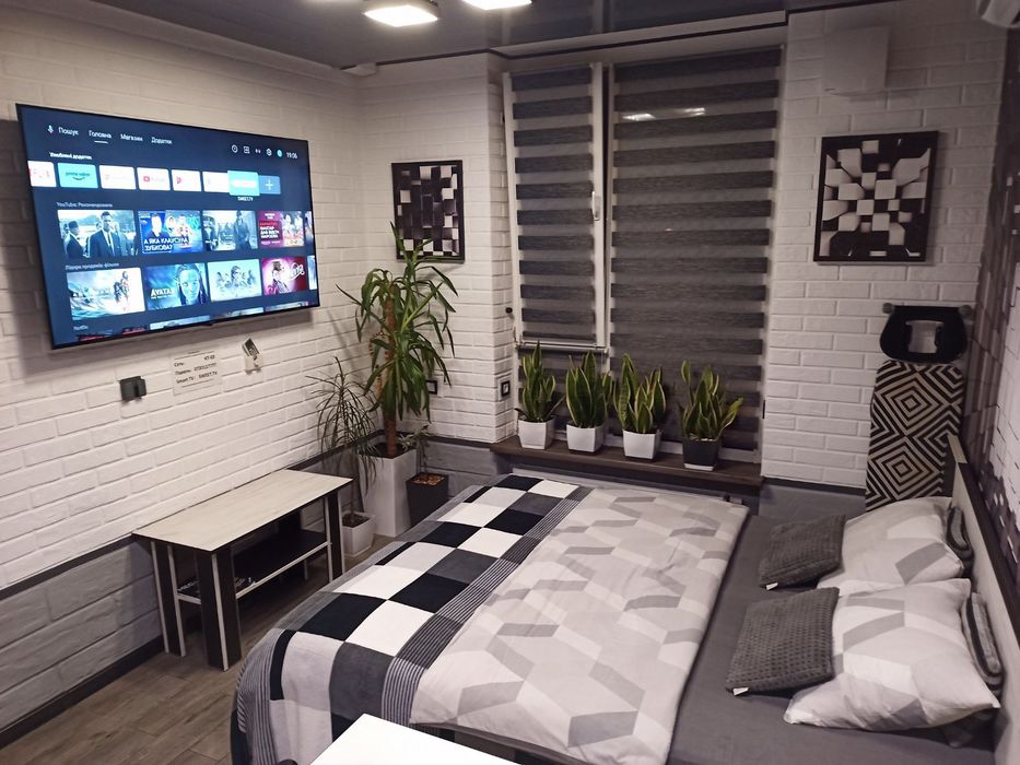 Супервидові шикарні Lux Studio апартаменти подобово в ЖК Комфорт-Таун.