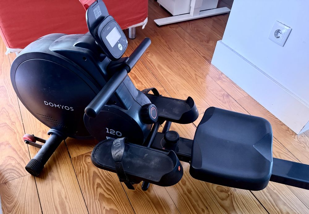 Máquina de remo FRW120 DOMYOS em ótimo estado