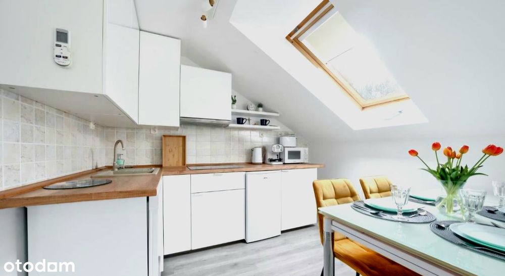 Apartament z tarasem. Bardzo blisko morza!