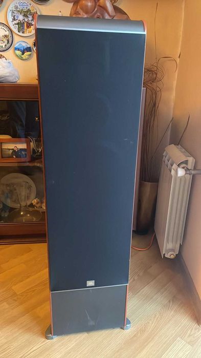 Продаю акустику JBL ES100