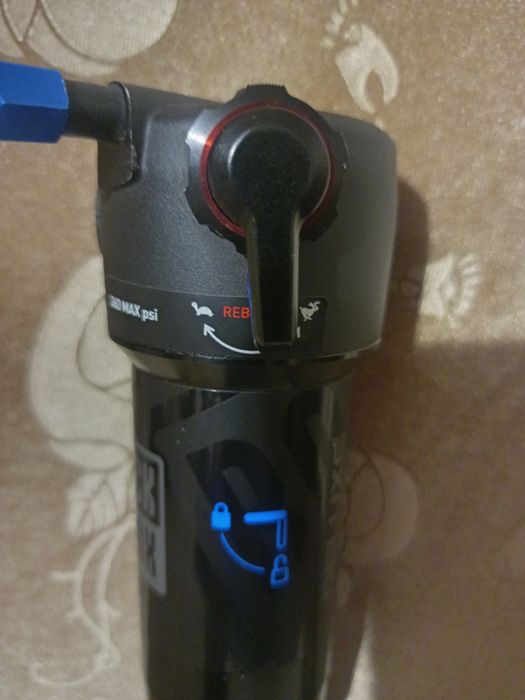 Терміново Обмін.Marzocchi Drop off triple, fox, manitou.scoot.