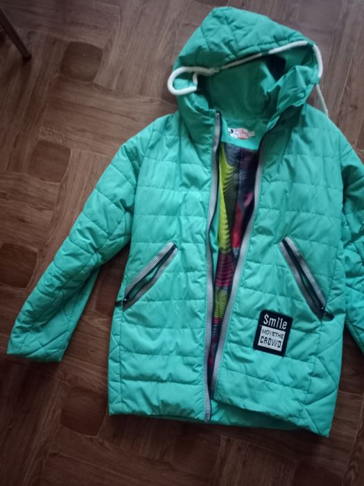 Куртка размер 40 44 состояние идеальное 250 гривен