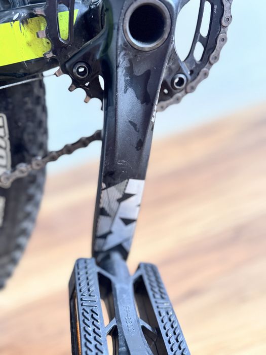 Scott scale 980, M(od 165 cm),11,5kg