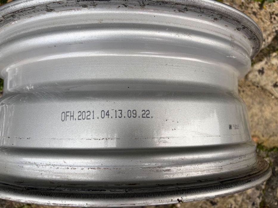 Jantes originais Mercedes: Medidas 6.5Jx17 H2-N ET34.5 - PRATA