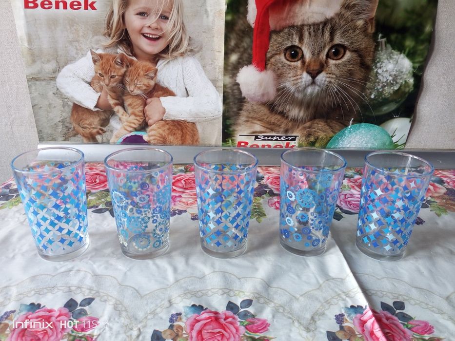 Szklanki PRL niebieskie