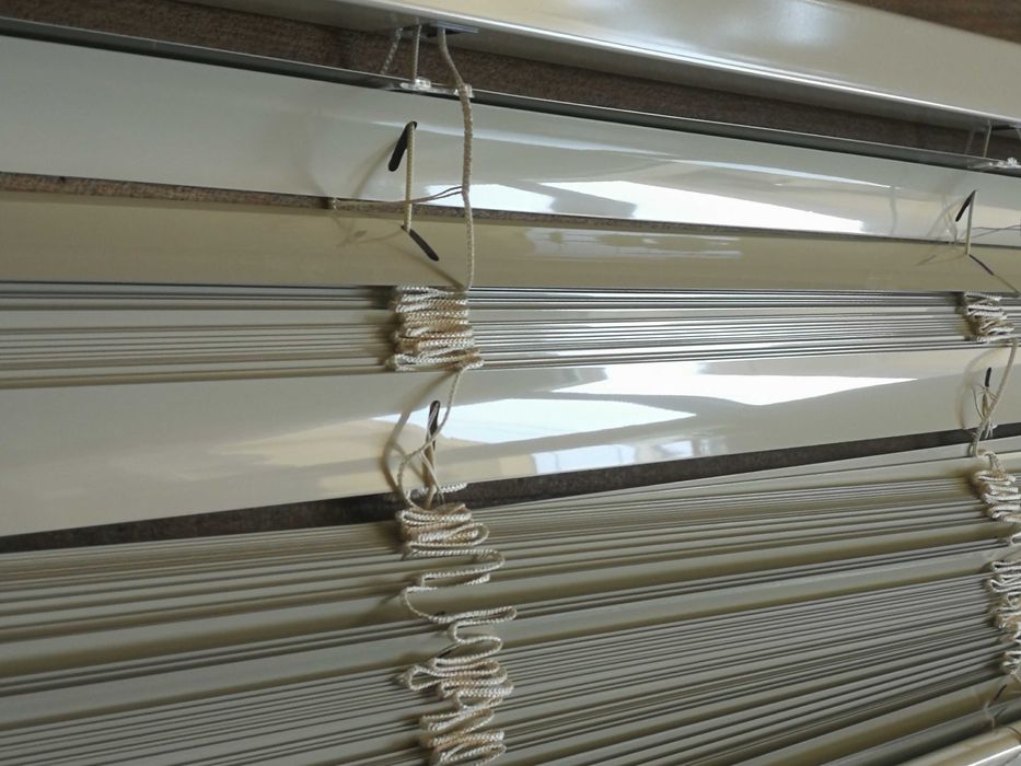 Żaluzja aluminiowa pozioma 25mm 160 x 74cm