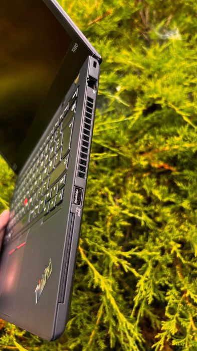 Lenovo ThinkPad T490 i5-8365U 8ГБ DDR4 SSD 256ГБ 14" IPS FHD сенсорний