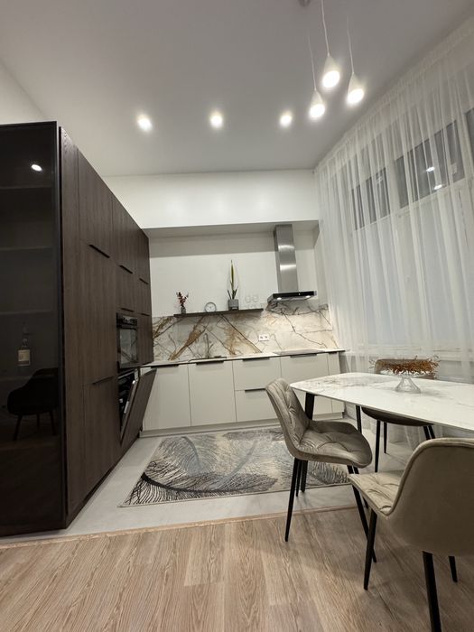 Продаю 3к студію жк Рівʼєра