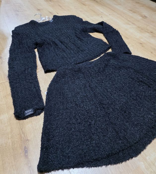 Komplet sweter i spódnica Olavoga