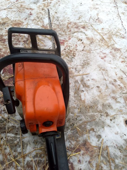Продам бензопилу Щиль мс 18