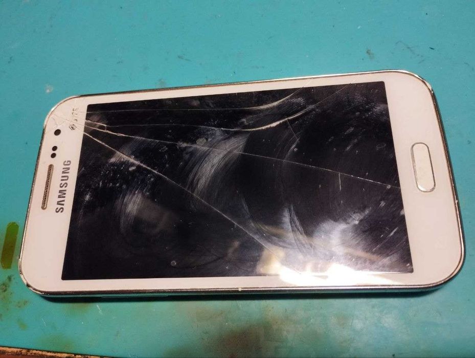 Samsung GT-I8552