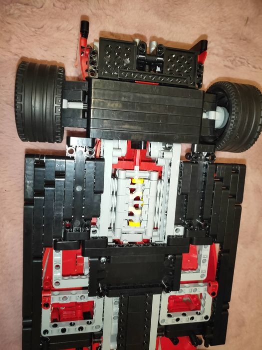 Klocki Bolid F1 SF90 kompatybilne z LEGO Technic