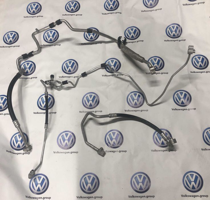 Трубка кондиционера радиатора VW Passat B7 B8 Jetta MK6