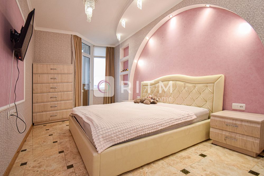 Оренда просторої 1к квартири + кухня-студія, вул. Лучаківського, 6а