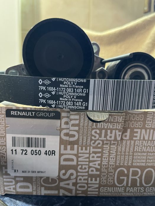 Комплект ,,ремінь ГРМ+ролік з натягувачем ,,навесного обладнання