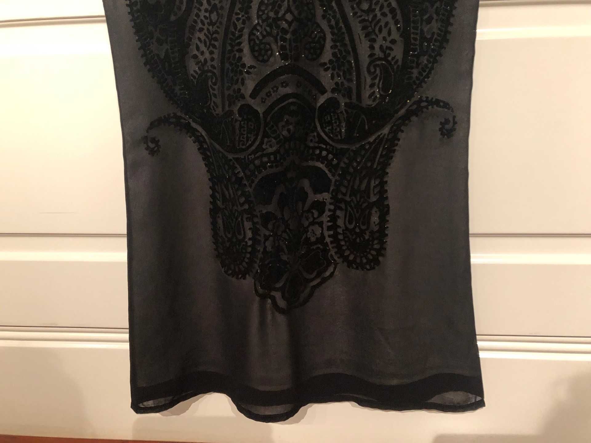 Vestido preto com bordado em veludo Promod M Cedofeita Santo