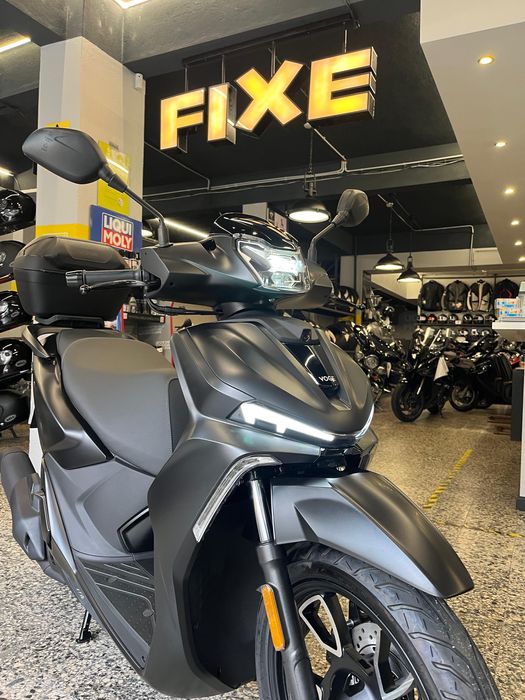 VOGE SR 125 16 de 10/2025 em estado Novo ( 4 Kms )