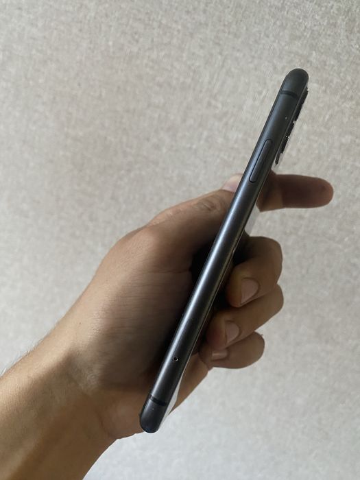 Iphone 11 64gb r-sim