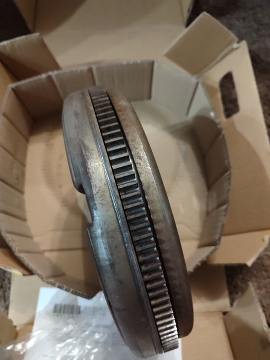 Демфер на Passat B8 15р