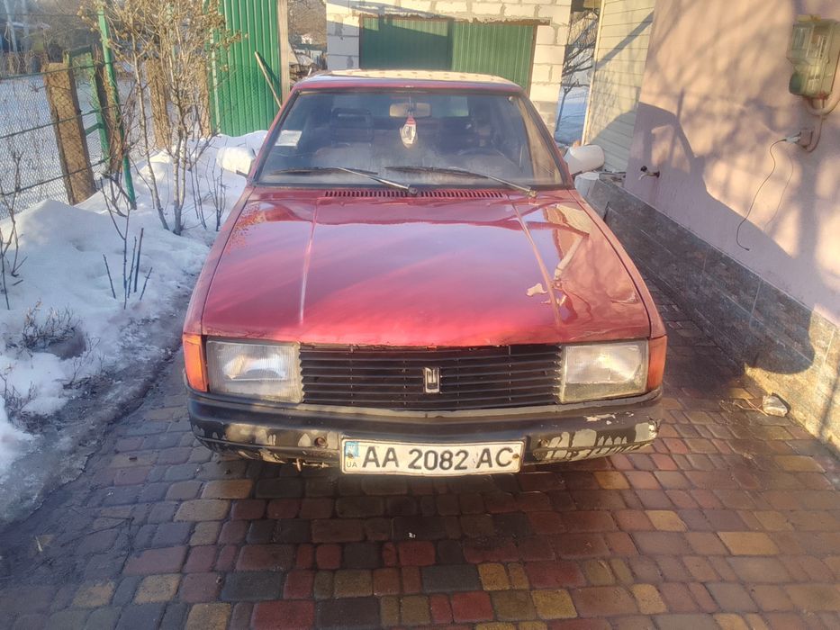 Продам Москвич 2141 из двигателем Ваз 2103