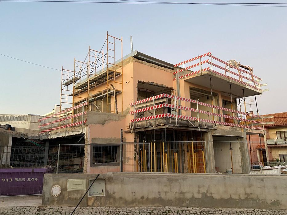 Trabalho da fundação até o acabamento peça já seu orçamento