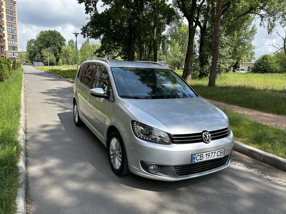 Volkswagen touran 2015 2.0 tdi автомат