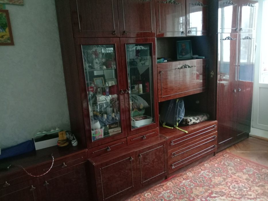 Продам советскую стенку