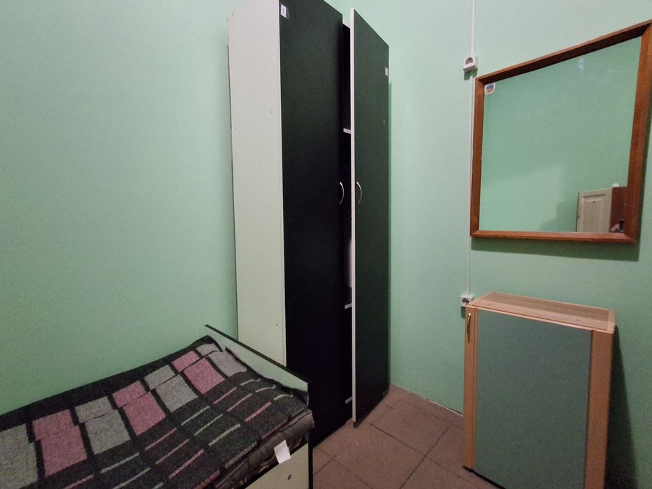 Окрема одномісна кімната! Без комунальних