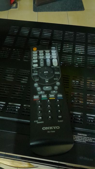 Amplituner 5.1 Onkyo HT-R548