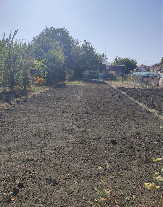 Продам в Харківській  обл, м.Балаклії 1/2 частку часного будинка