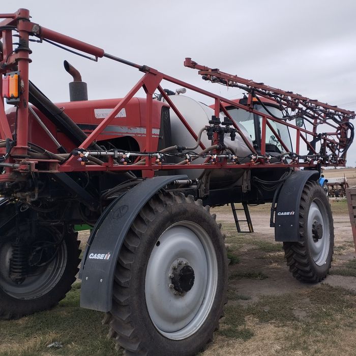 Продам CASE   PATRIOT 3330