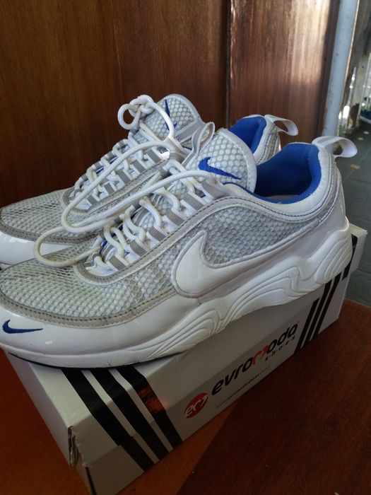 Чоловічі кросівки