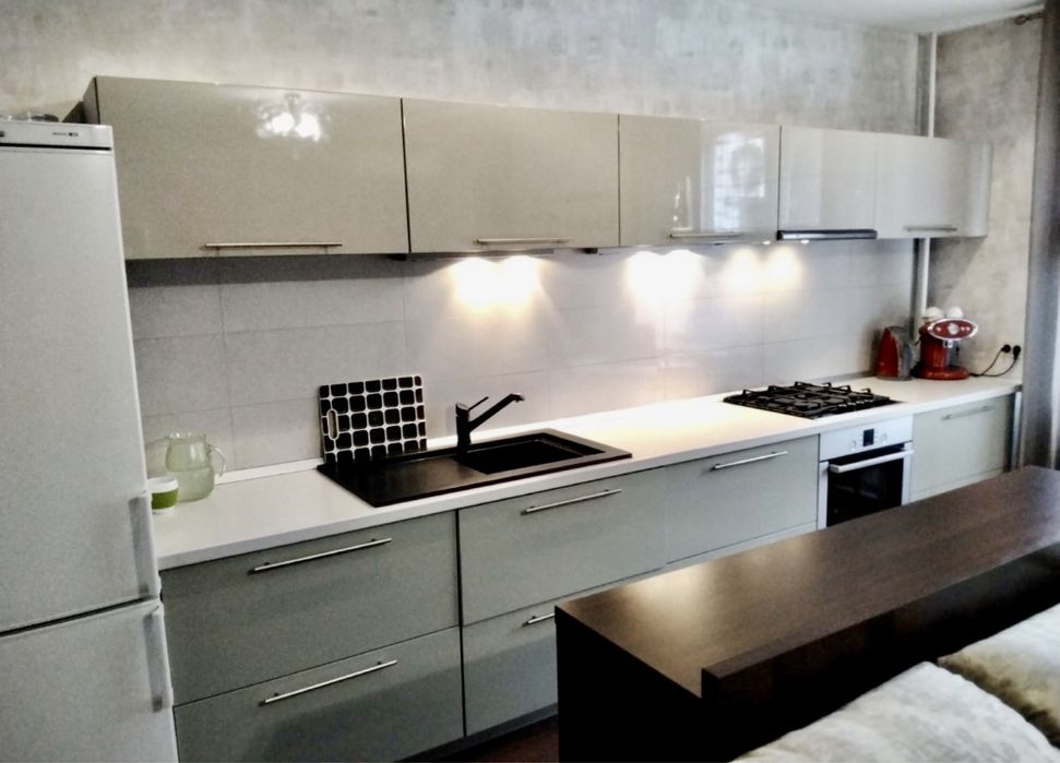 Продаж 2 кімн кв, центр, парк